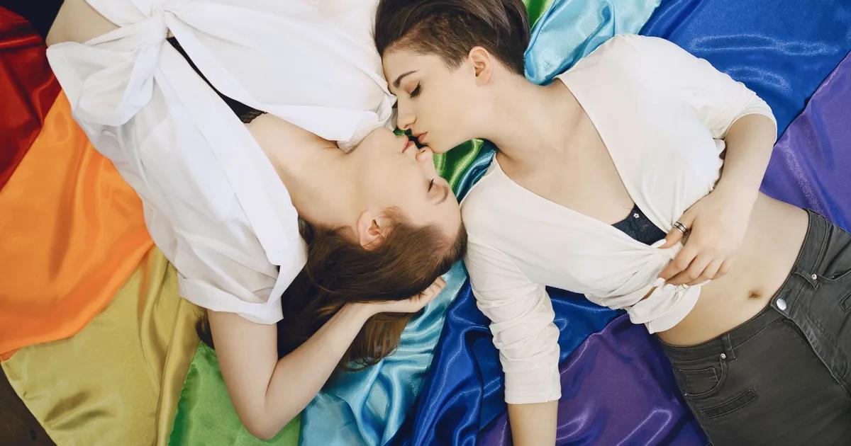 Creadores de contenido queer en TikTok e Instagram que seguir